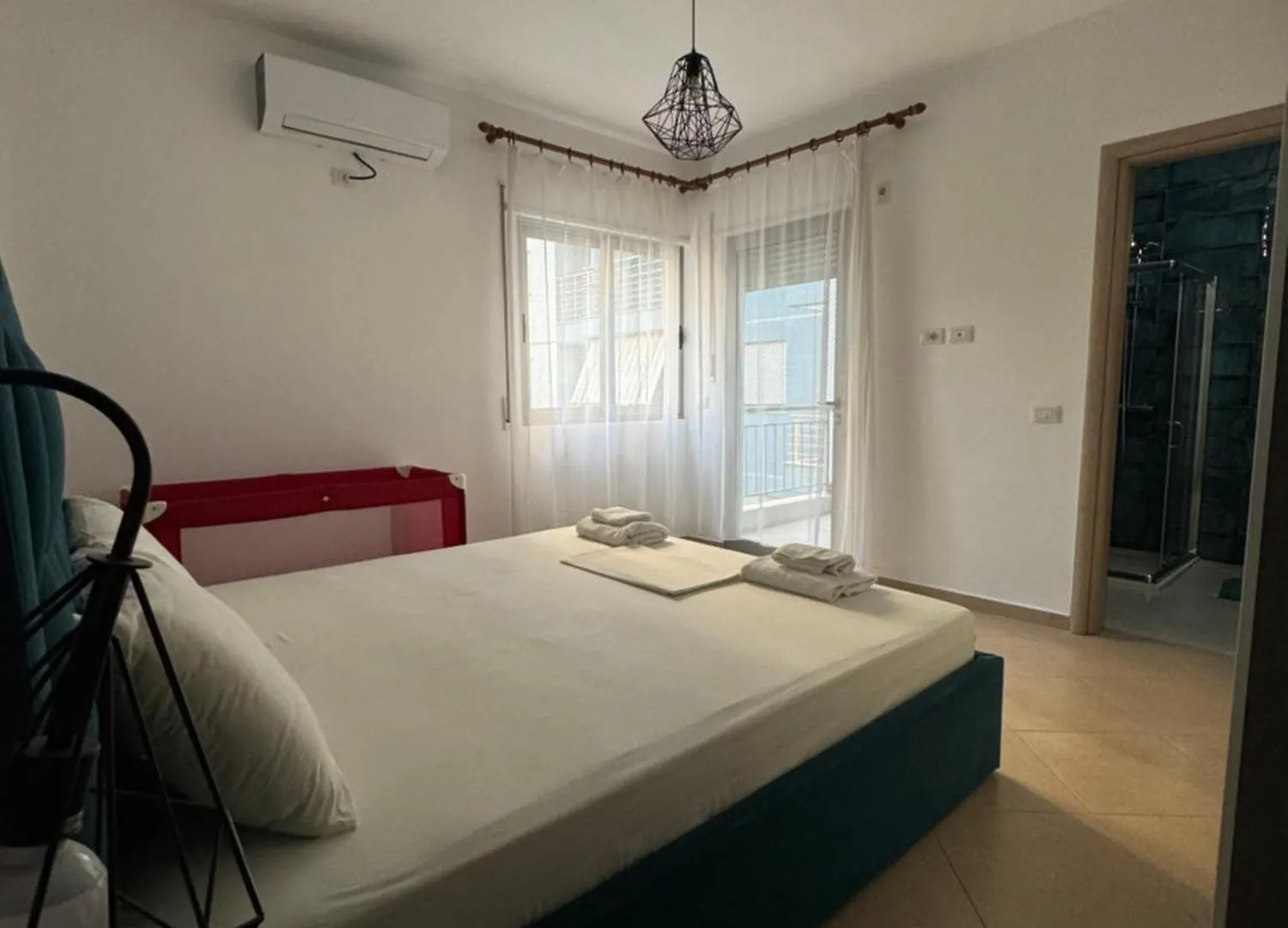L&B Modern Apartment Vlorë