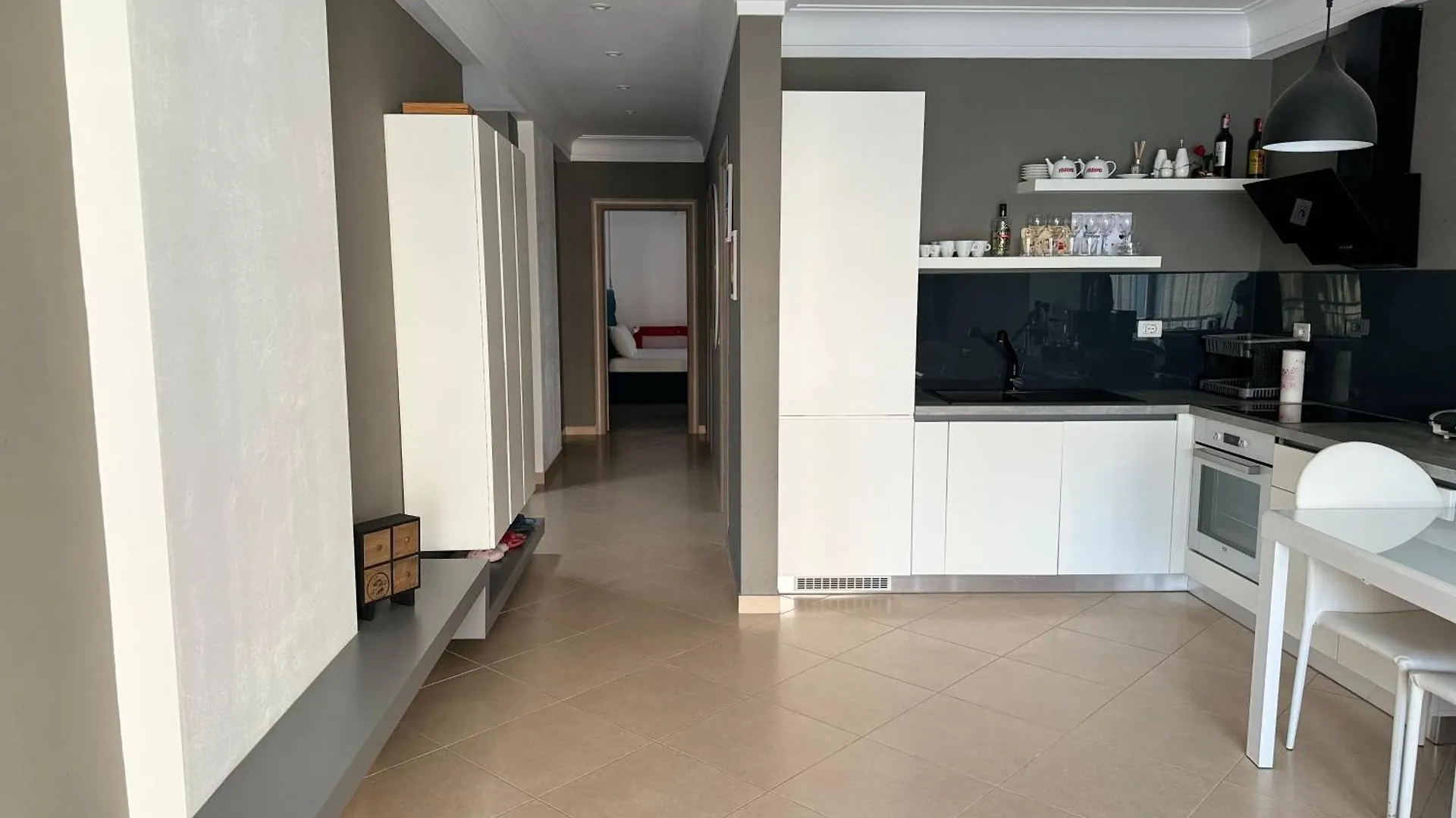 L&B Modern Apartment Vlore 0*,  Albania