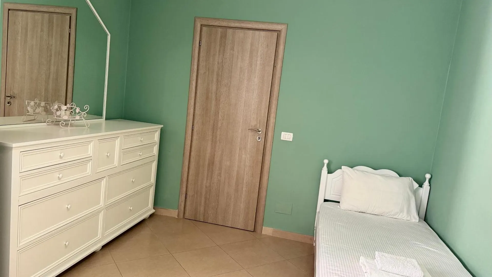 L&B Modern Apartment Vlorë 알바니아